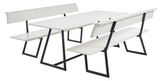 Designgarnitur Riva Die Designgarnitur Riva in weiß ist abgebildet.