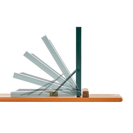 Folding mechanism of the classic beer table set The frame of the classic beer table set is foldable thanks to the folding mechanism.